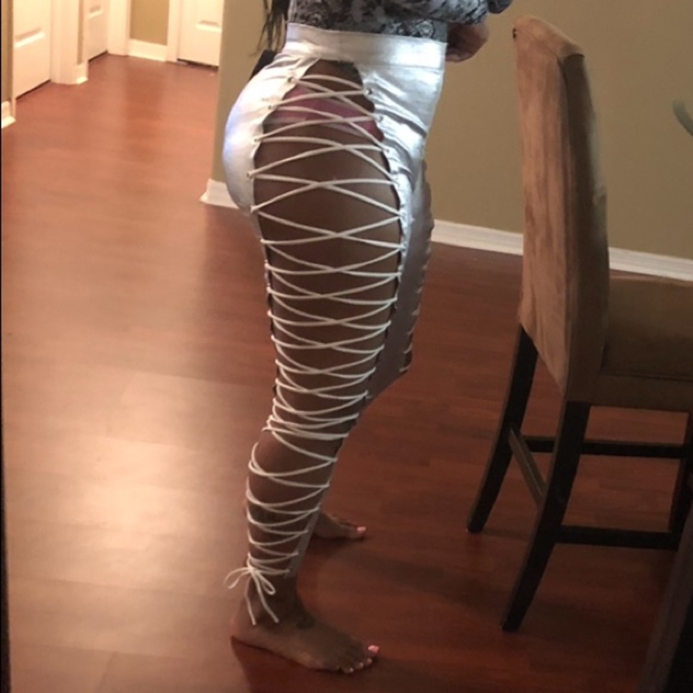 Laced Pants- Silver - Picture 3 of 6